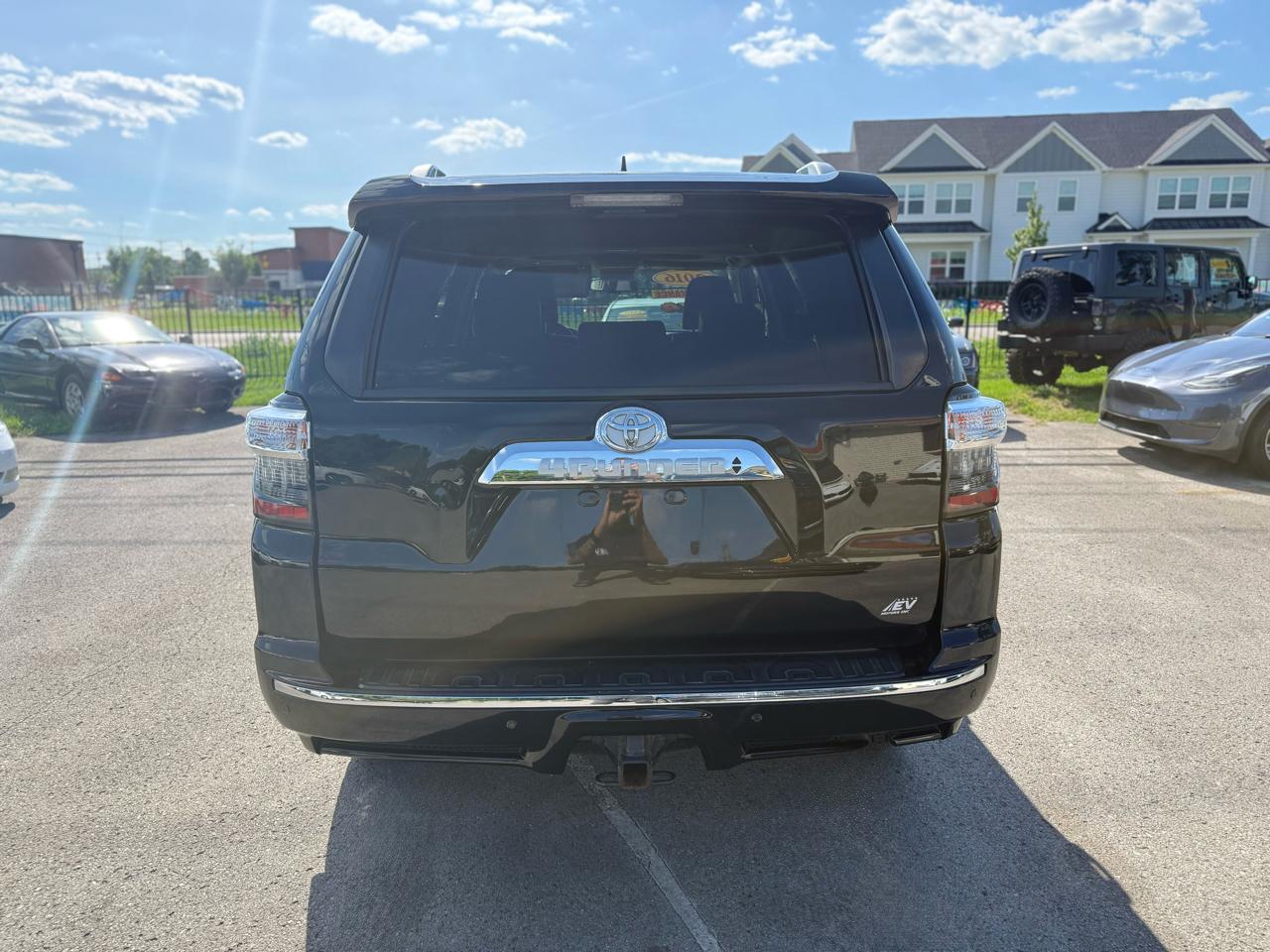 Toyota 4Runner SR5 4WD 2016