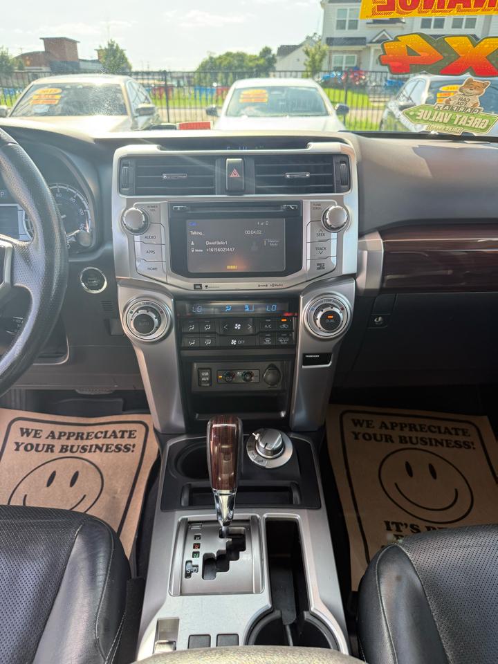 Toyota 4Runner SR5 4WD 2016