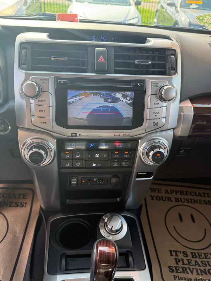 Toyota 4Runner SR5 4WD 2016