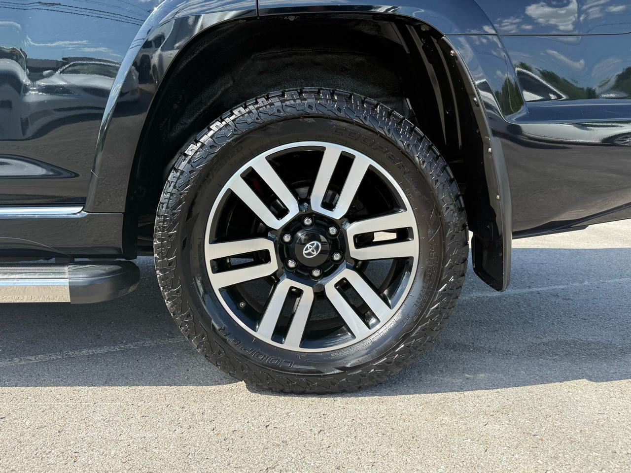 Toyota 4Runner SR5 4WD 2016