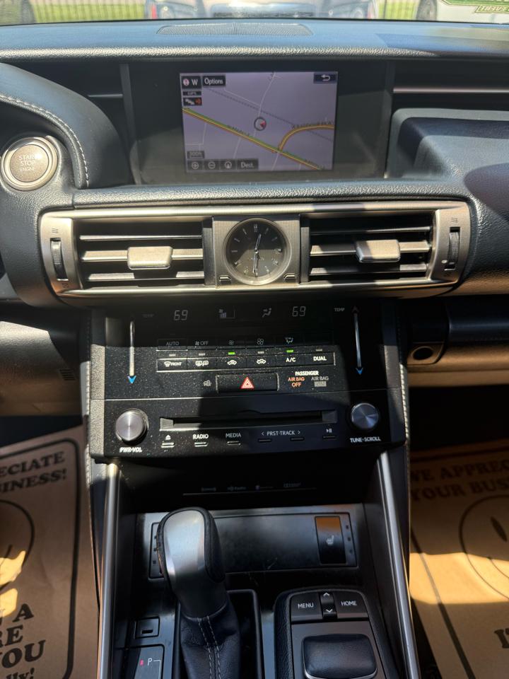 Lexus IS 250 RWD 2014