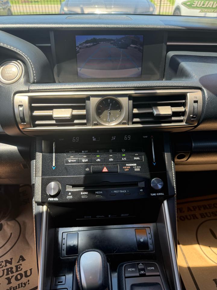 Lexus IS 250 RWD 2014