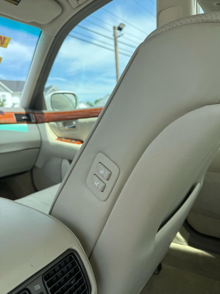 Lexus LS 430 Sedan 2003