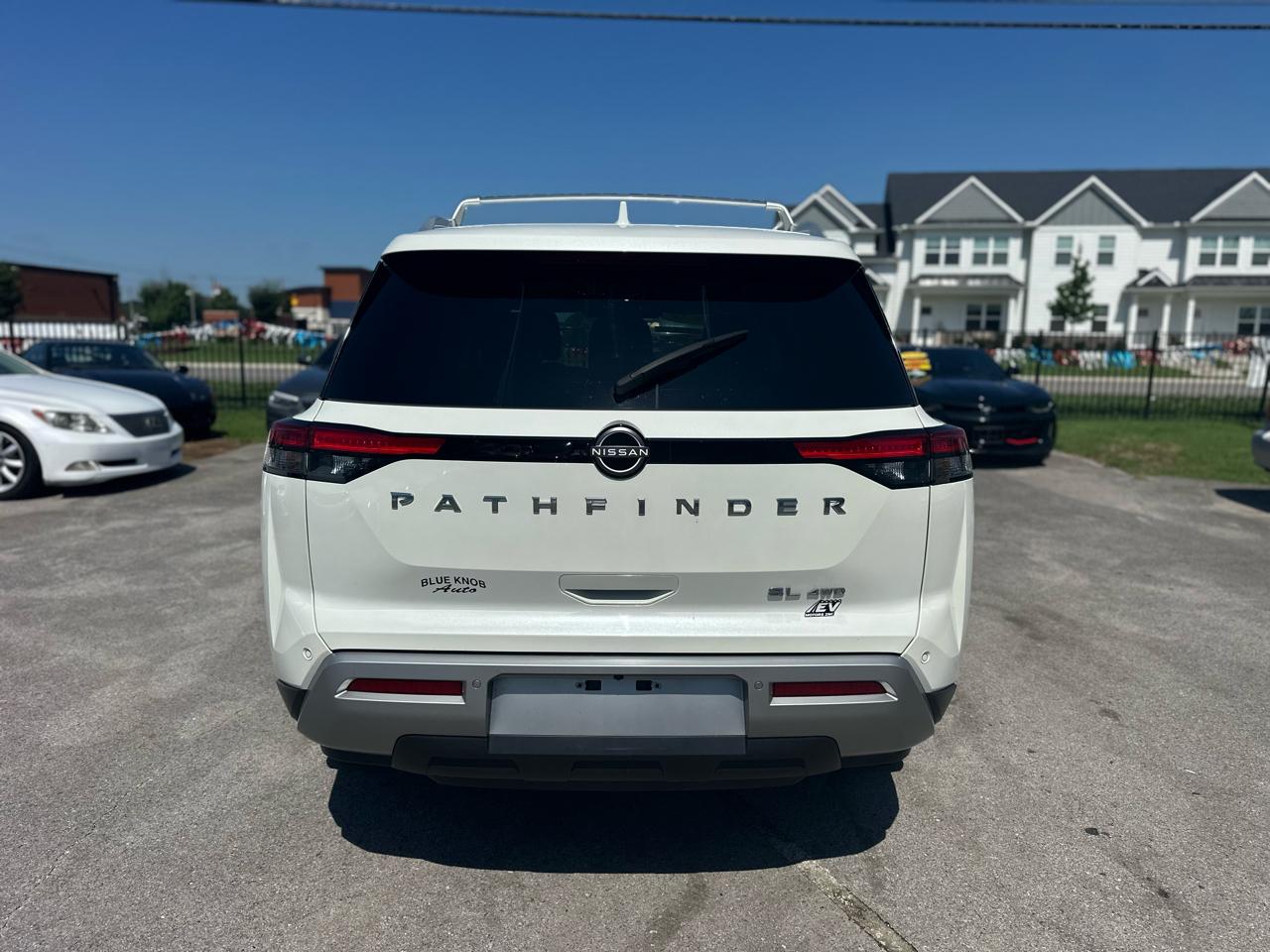 Nissan Pathfinder SL 4WD 2023