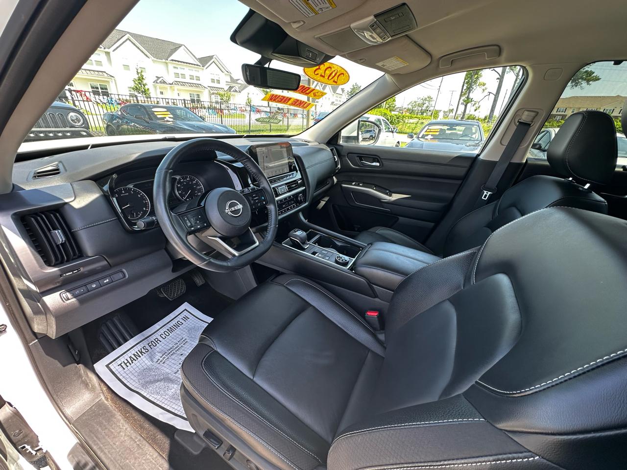 Nissan Pathfinder SL 4WD 2023