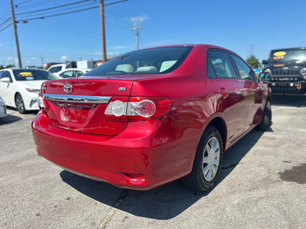 Toyota Corolla 4dr Sdn LE Auto 2011