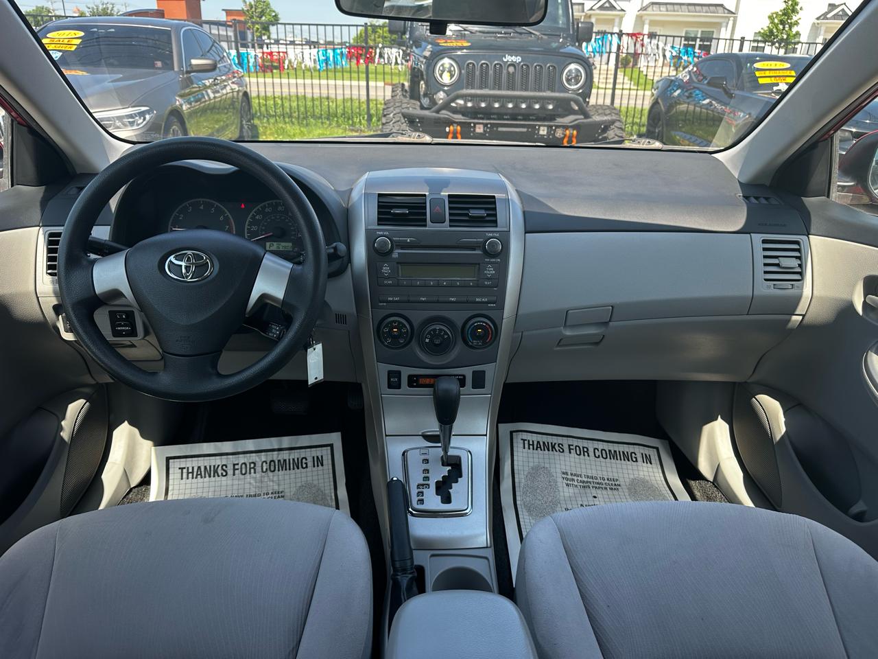 Toyota Corolla 4dr Sdn LE Auto 2011