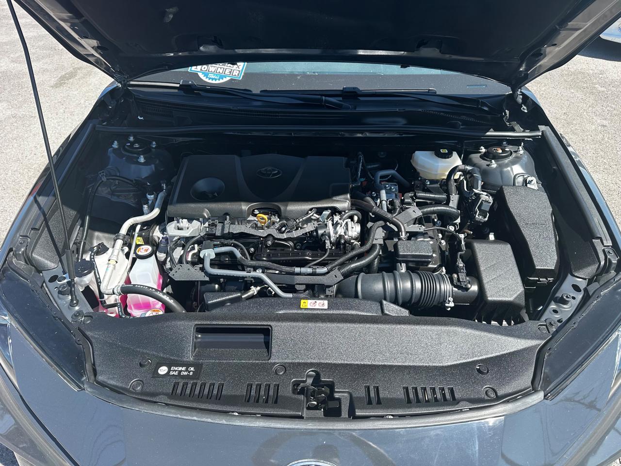 Toyota Camry Hybrid XLE 2025