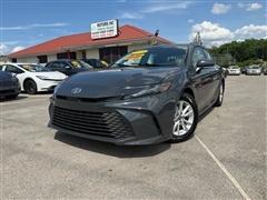2025 Toyota Camry Hybrid 