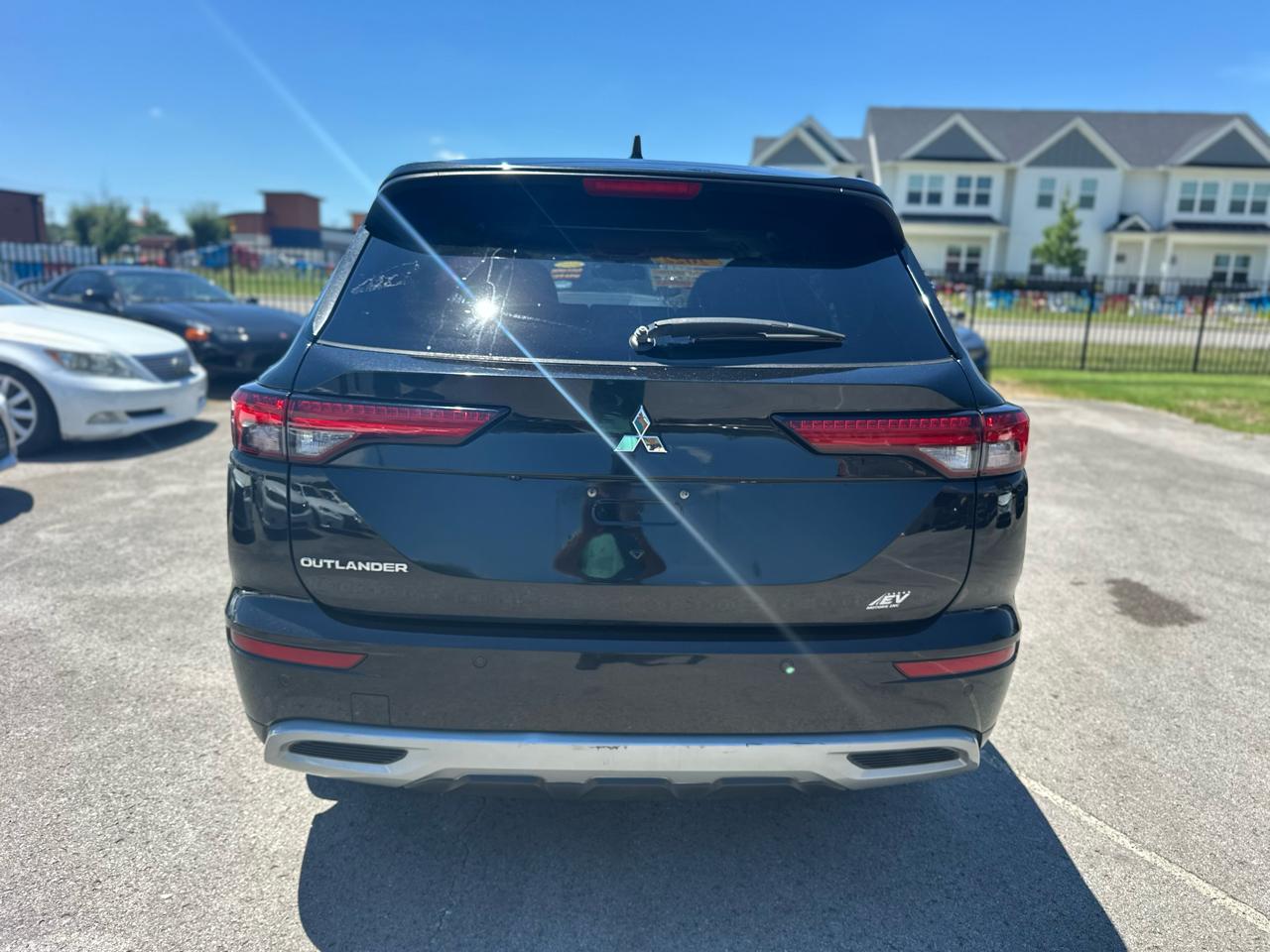 Mitsubishi Outlander SE 2WD 2022