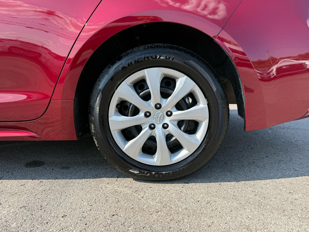 Toyota Corolla LE 2026