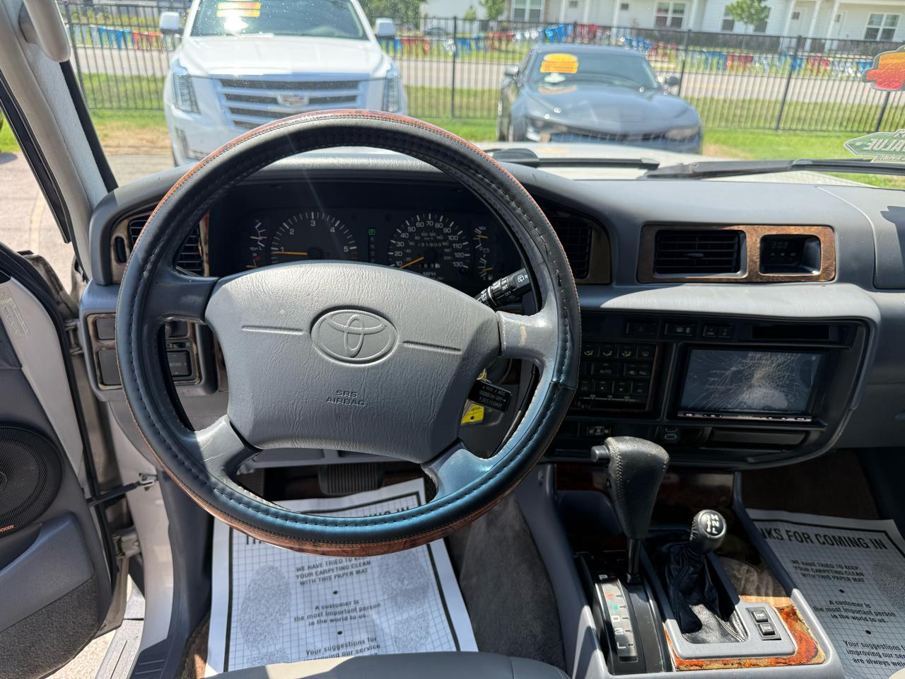 Toyota Land Cruiser 4WD 1997