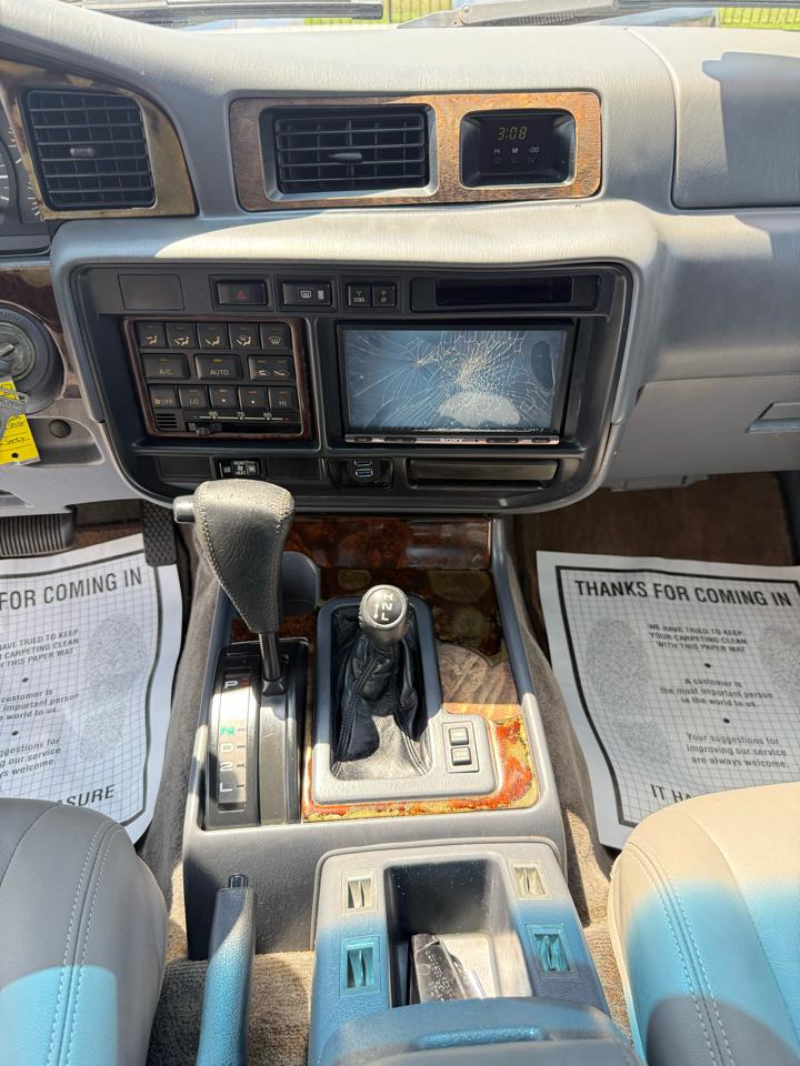 Toyota Land Cruiser 4WD 1997