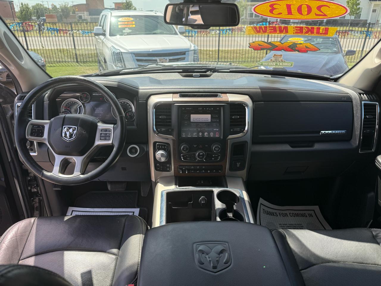 RAM 1500 Laramie Quad Cab 4WD 2013