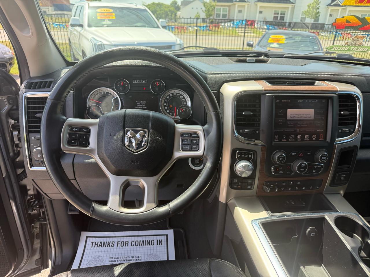 RAM 1500 Laramie Quad Cab 4WD 2013