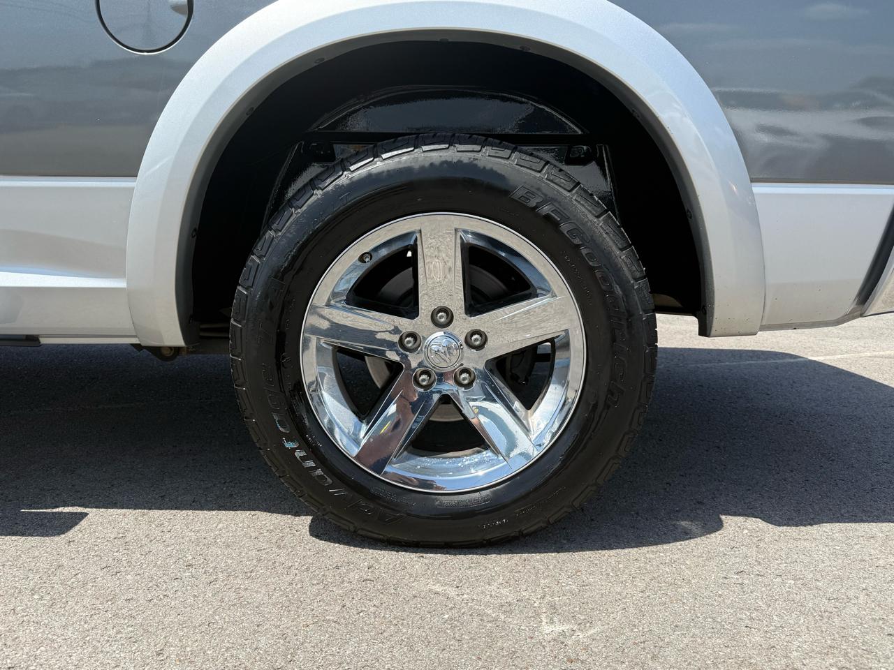 RAM 1500 Laramie Quad Cab 4WD 2013