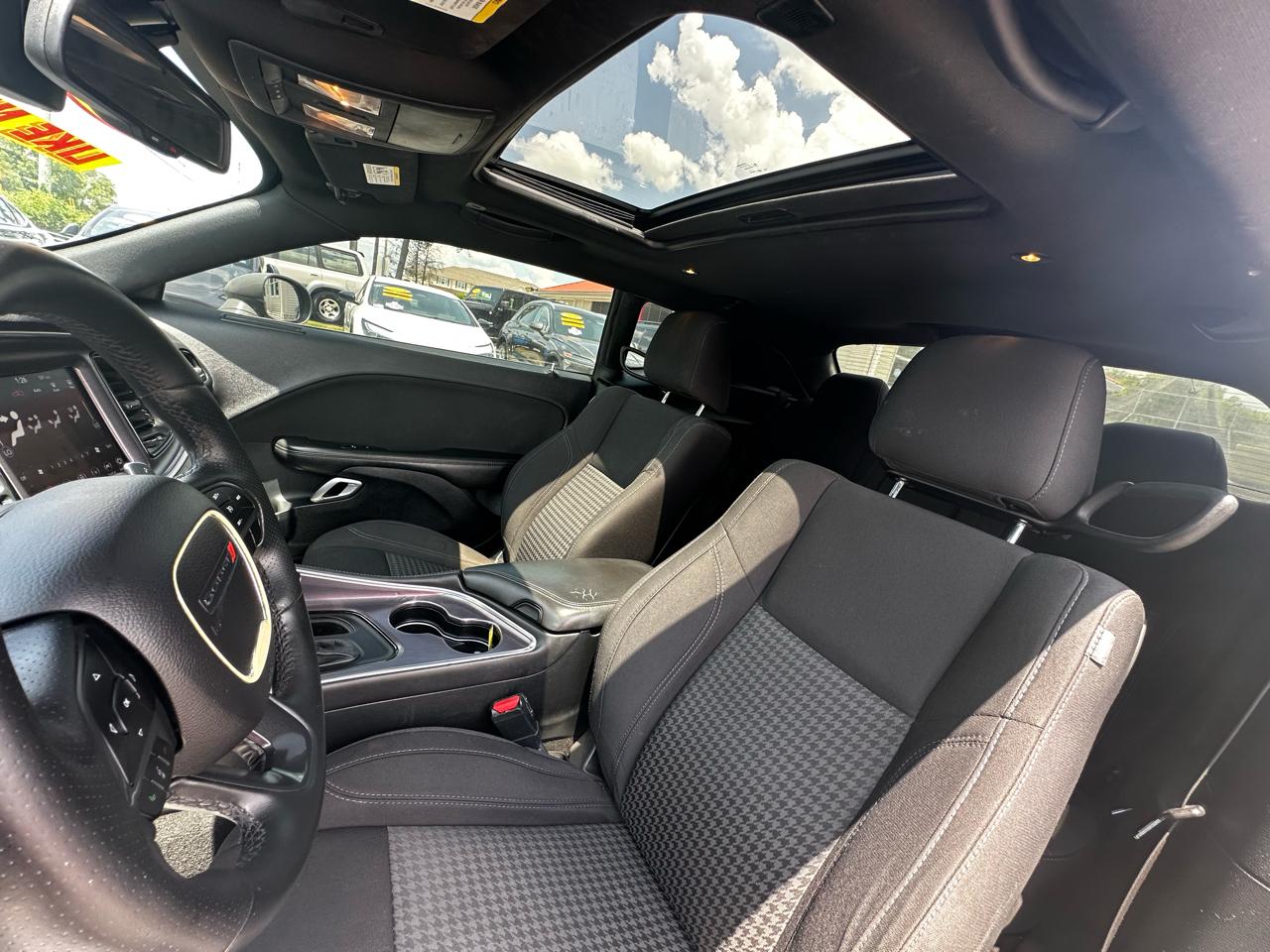 Dodge Challenger SXT 2018