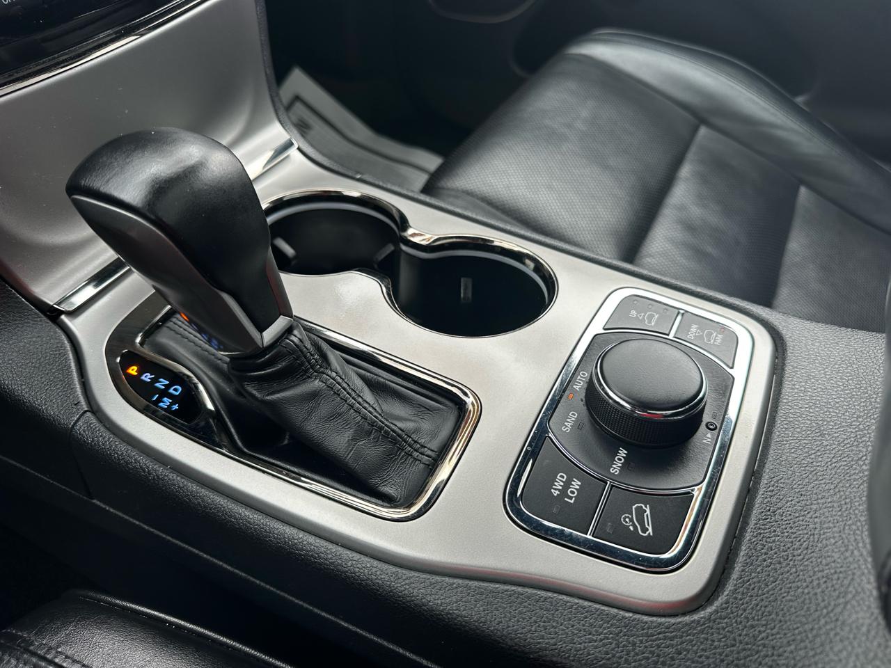 Jeep Grand Cherokee Overland 4WD 2019