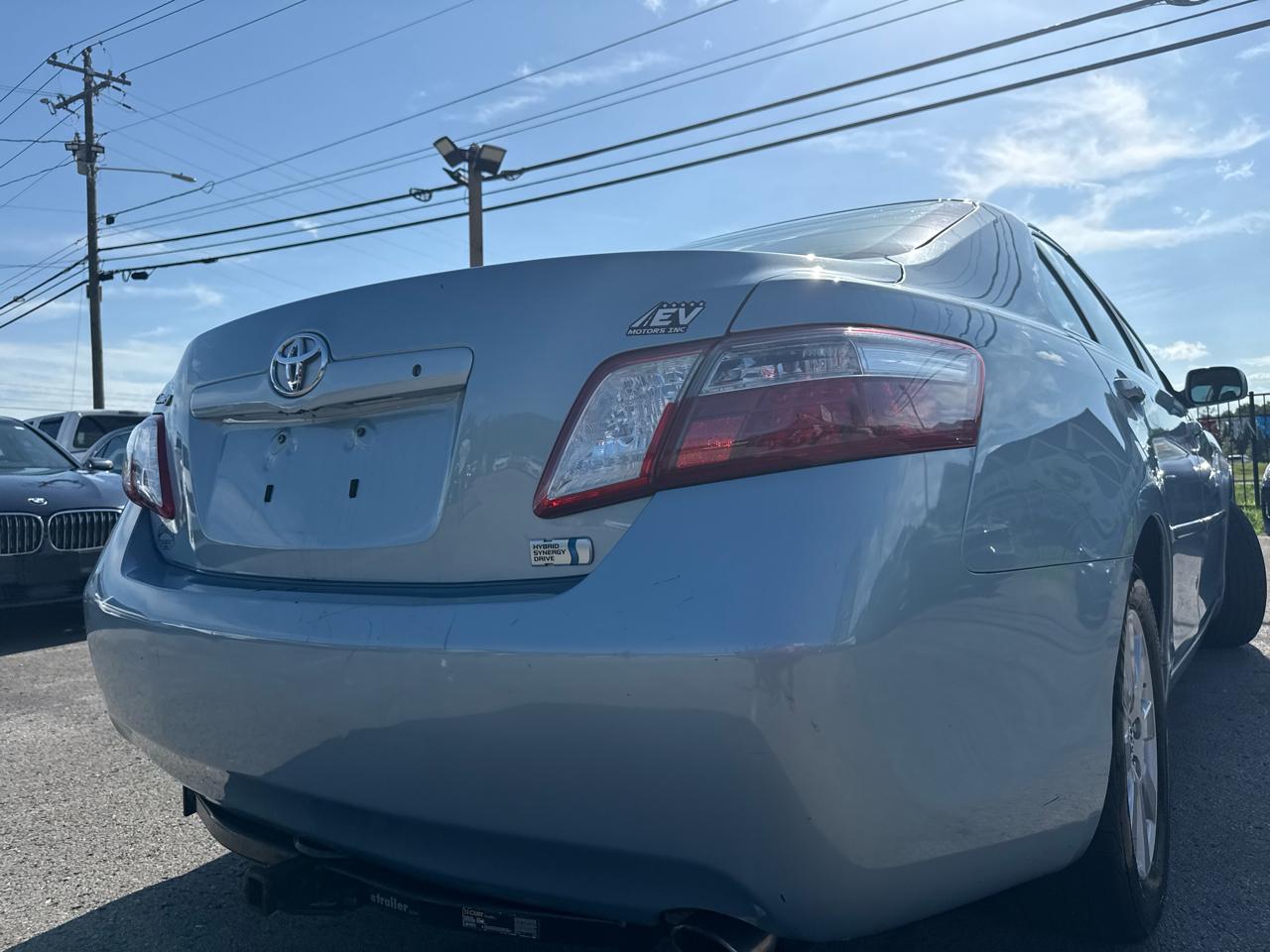 Toyota Camry Hybrid Sedan 2009