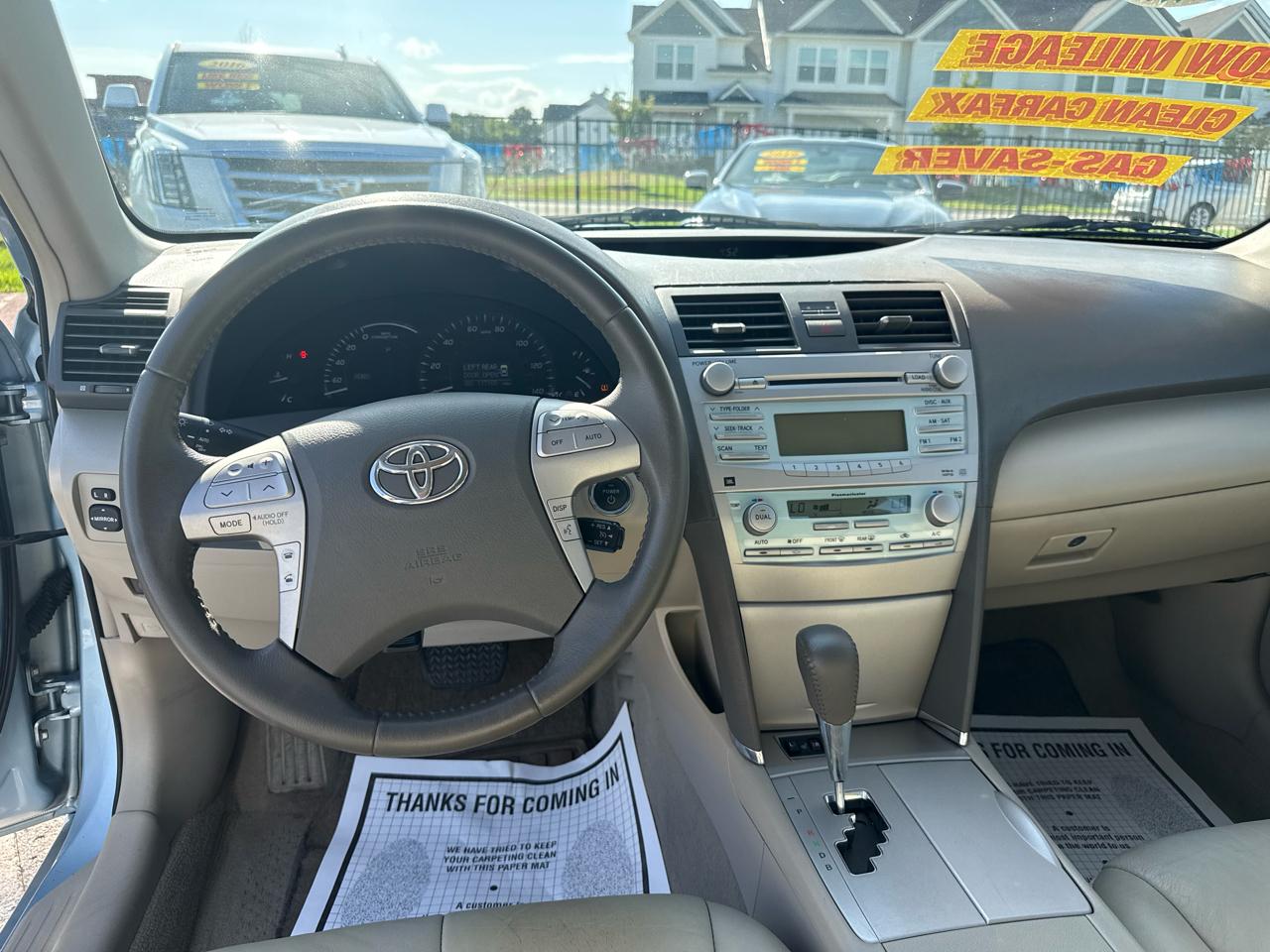 Toyota Camry Hybrid Sedan 2009