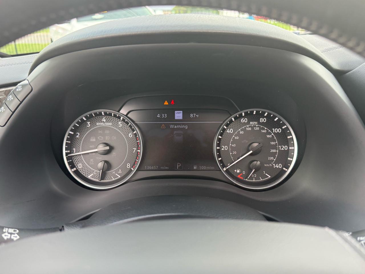 Nissan Armada Platinum AWD 2023