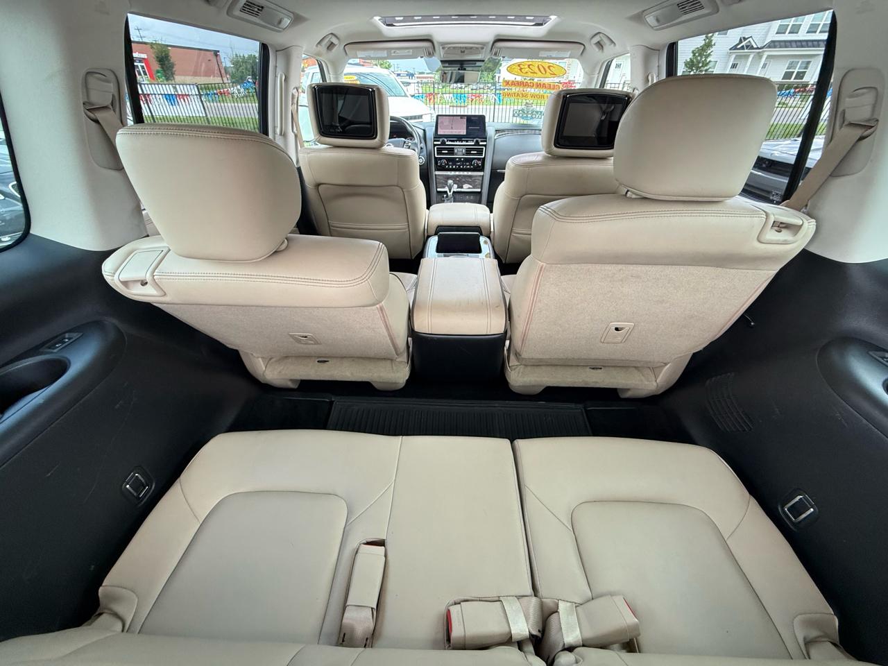 Nissan Armada Platinum AWD 2023