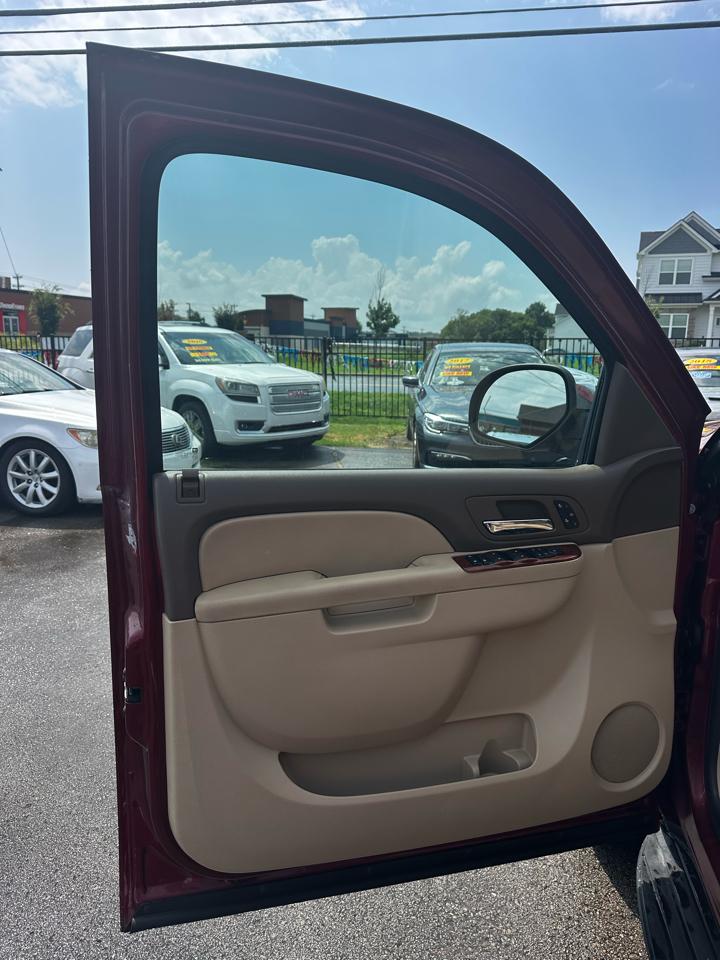 Chevrolet Tahoe LT 2WD 2010
