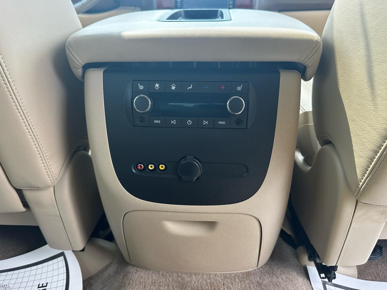Chevrolet Tahoe LT 2WD 2010