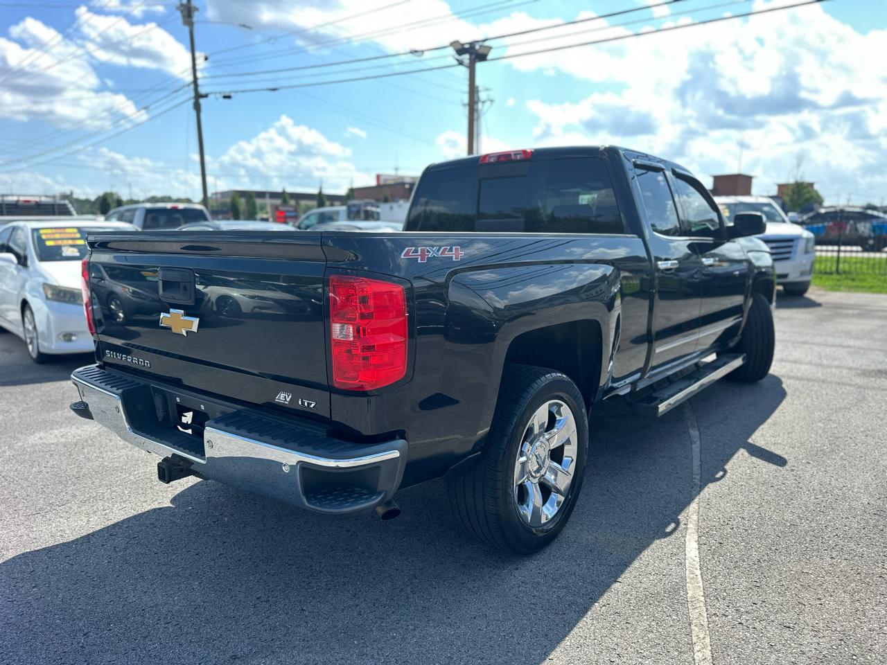 Chevrolet Silverado 1500 LTZ Double Cab Short Box 4WD 2015