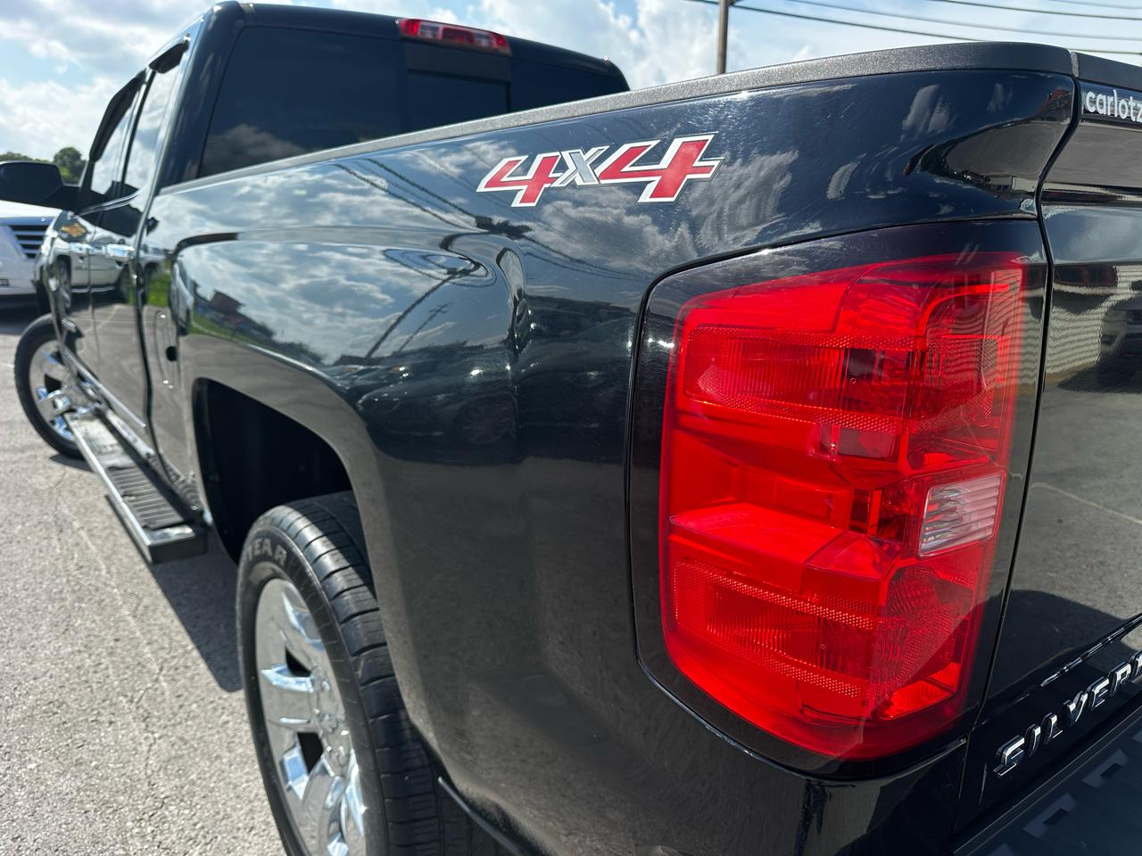 Chevrolet Silverado 1500 LTZ Double Cab Short Box 4WD 2015