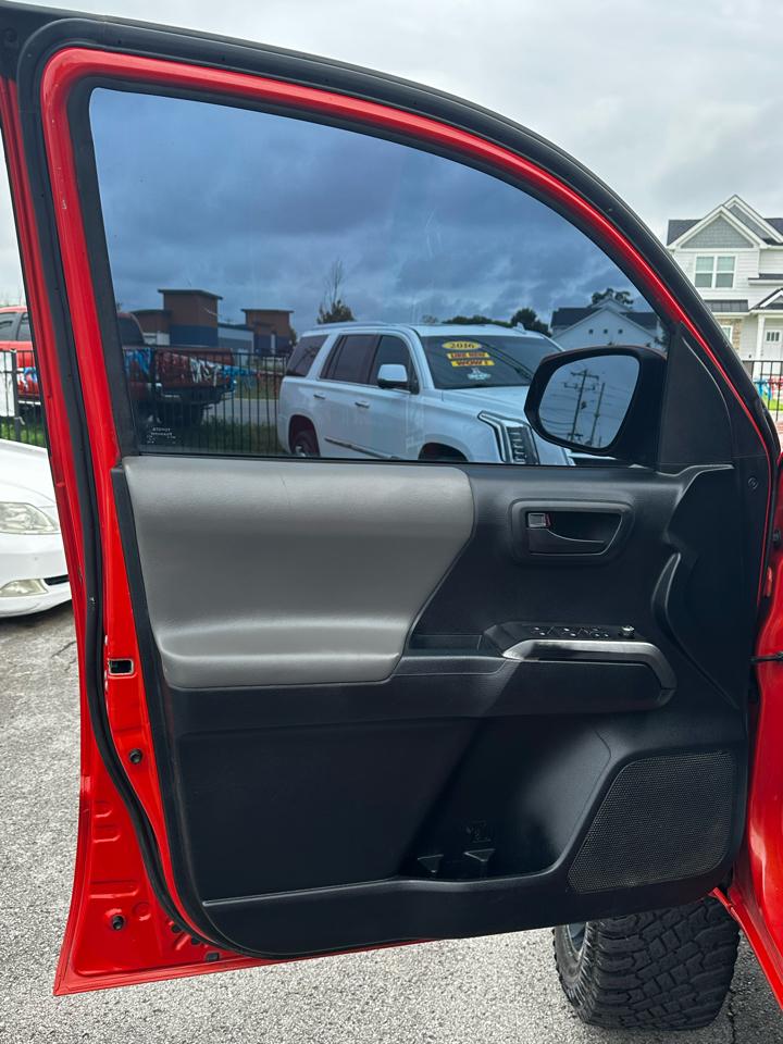 Toyota Tacoma SR5 Double Cab Super Long Bed V6 6AT 4WD 2016