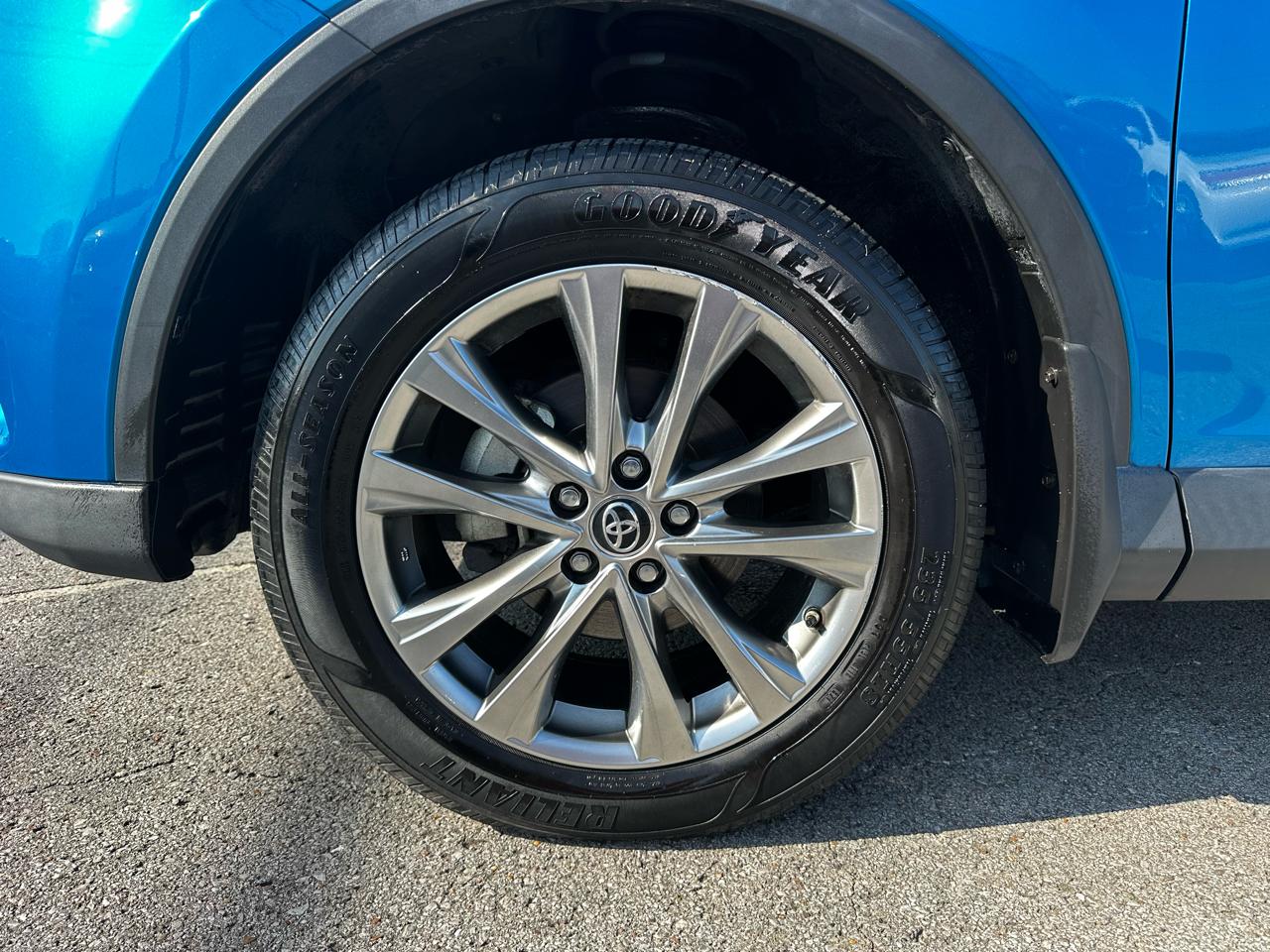Toyota RAV4 Hybrid Limited 2018