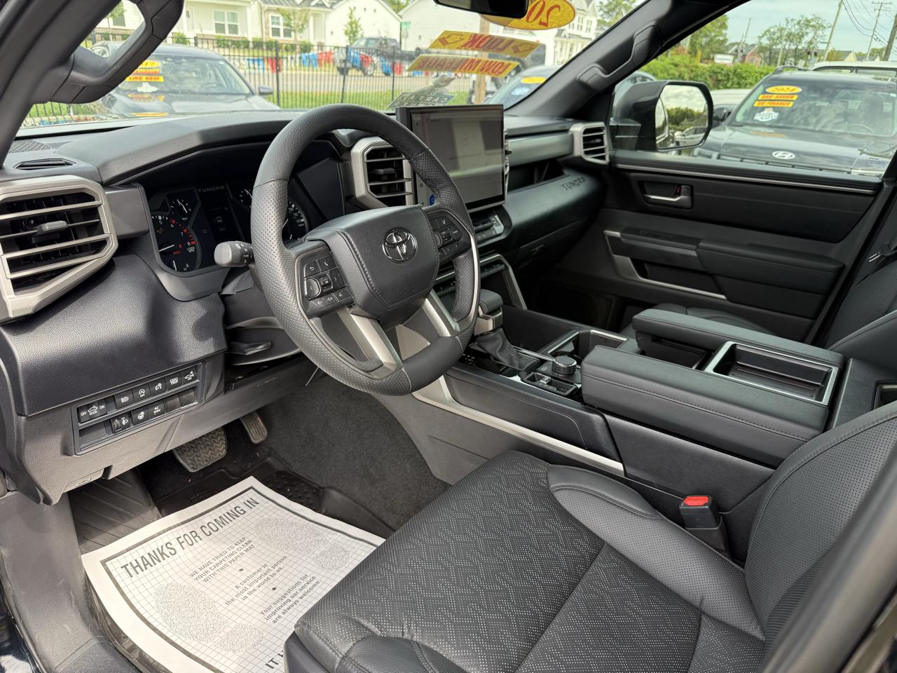 Toyota Tundra SR5 CrewMax 4WD 2025