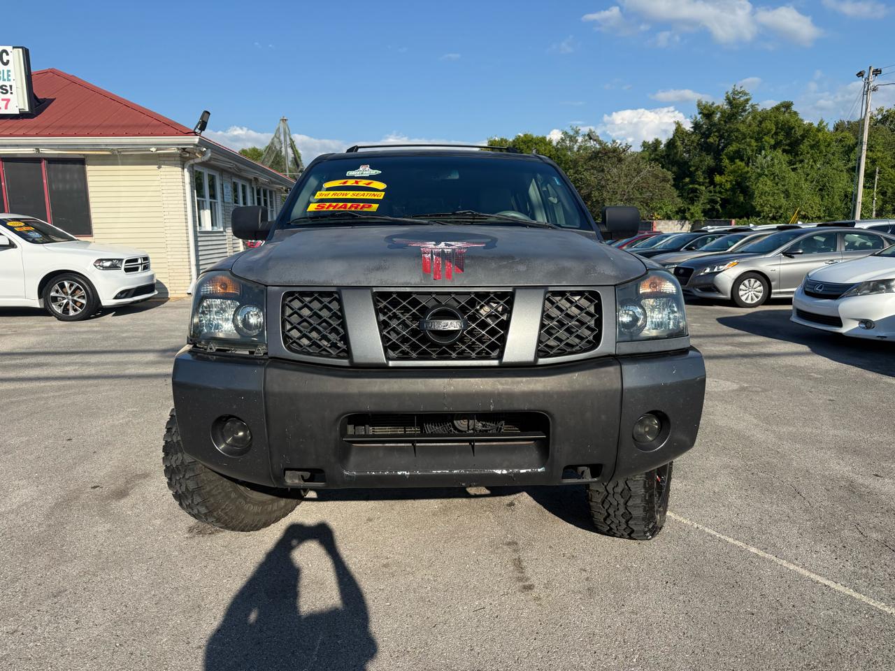 Nissan Armada LE 4WD 2006