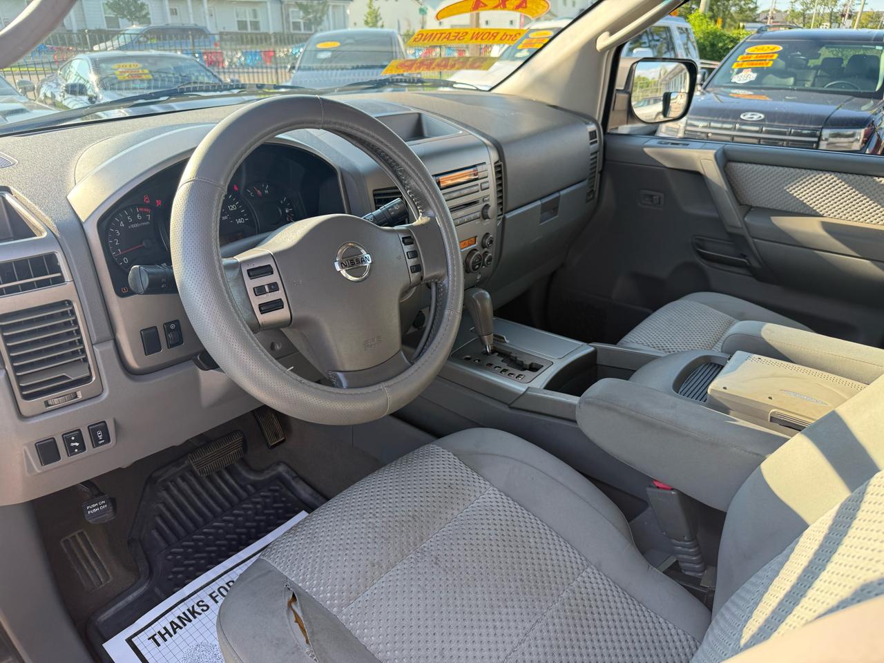 Nissan Armada LE 4WD 2006