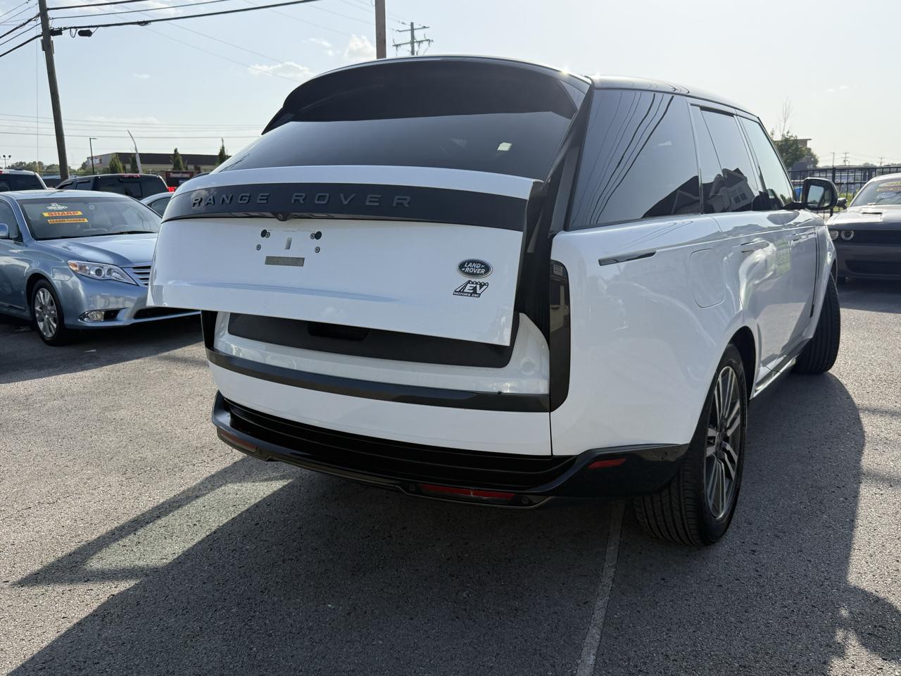 Land Rover New Range Rover SE 2023
