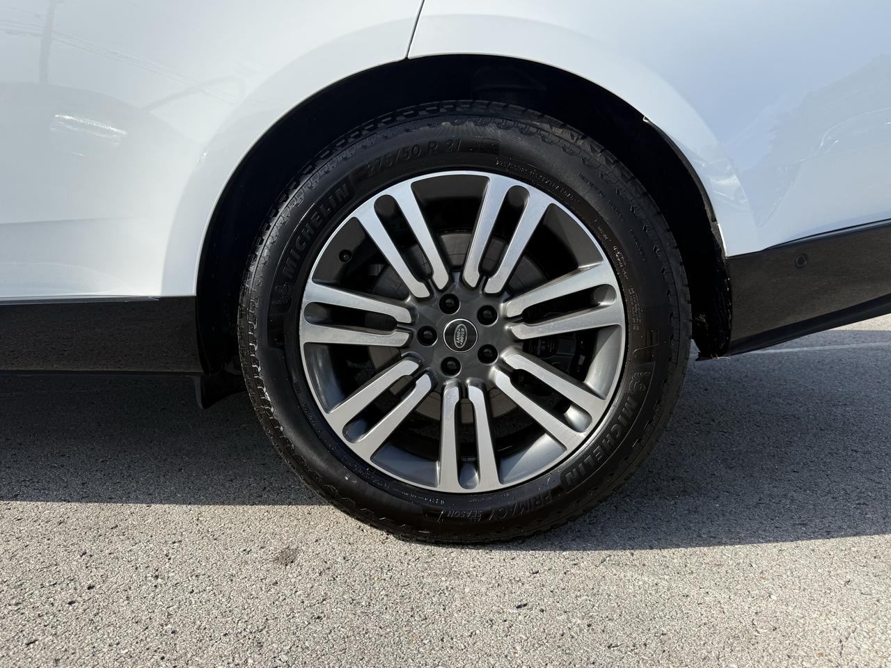 Land Rover New Range Rover SE 2023