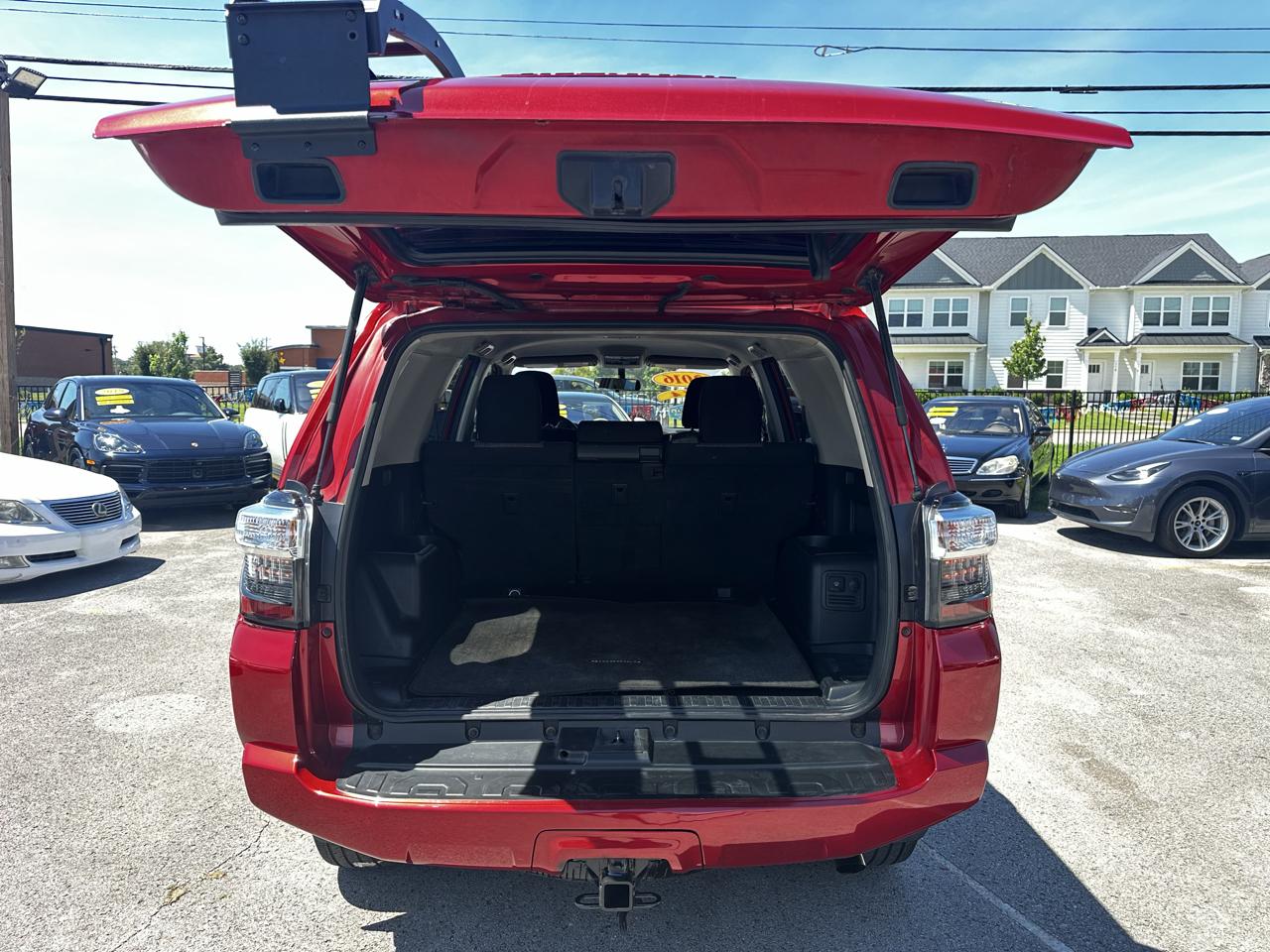 Toyota 4Runner SR5 4WD 2016