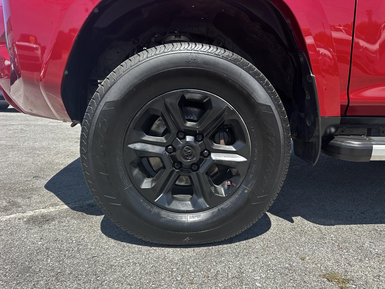 Toyota 4Runner SR5 4WD 2016