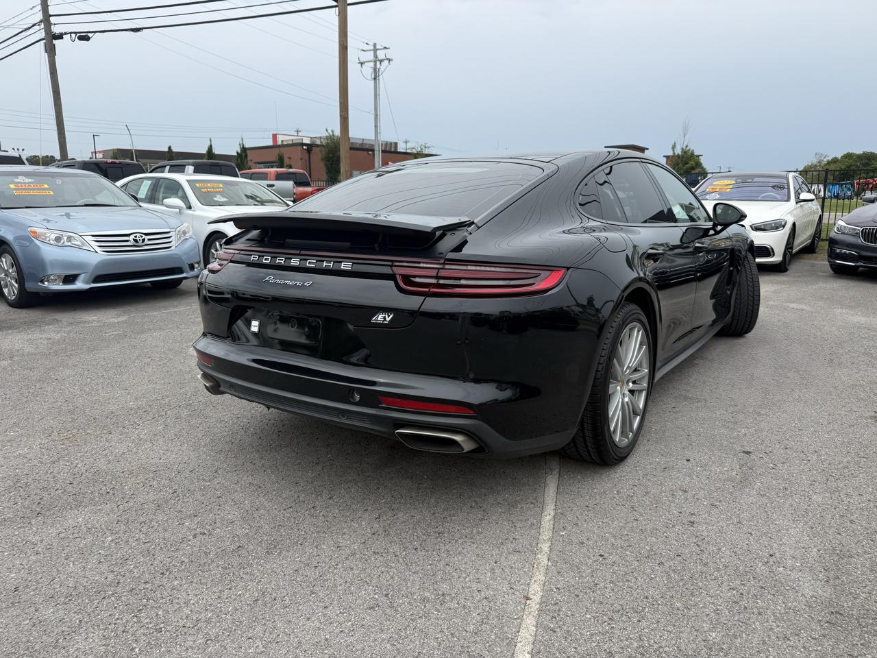 Porsche Panamera 4 2017