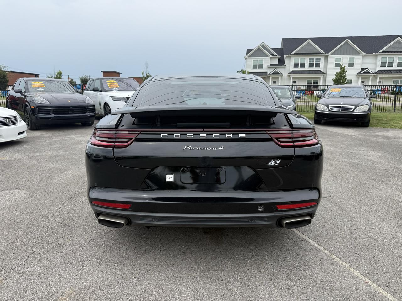 Porsche Panamera 4 2017