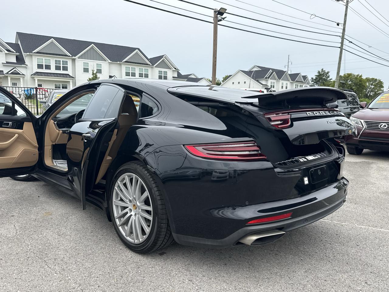 Porsche Panamera 4 2017