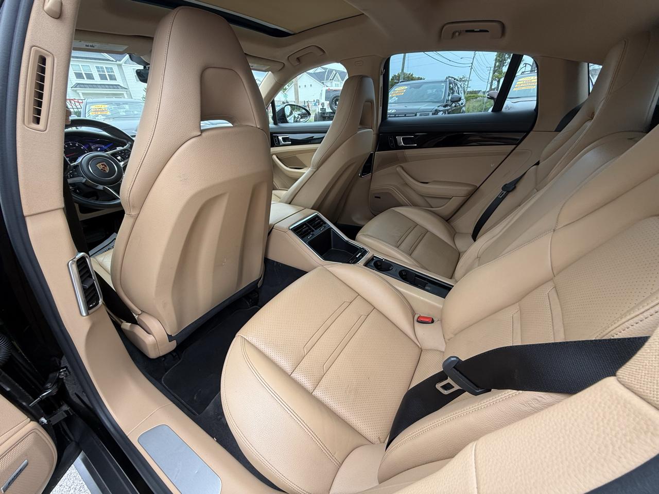 Porsche Panamera 4 2017