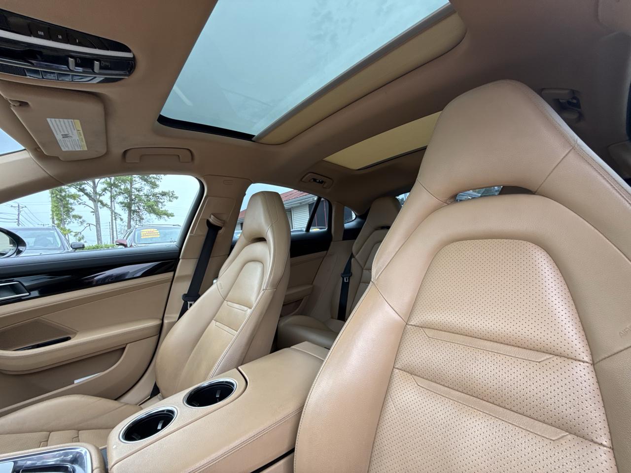 Porsche Panamera 4 2017