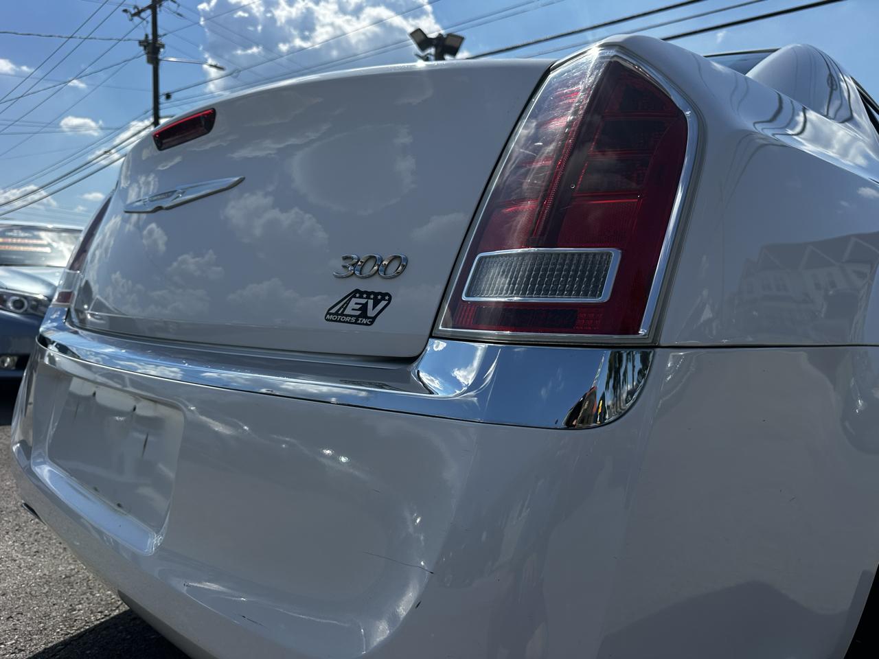Chrysler 300 Limited RWD 2012