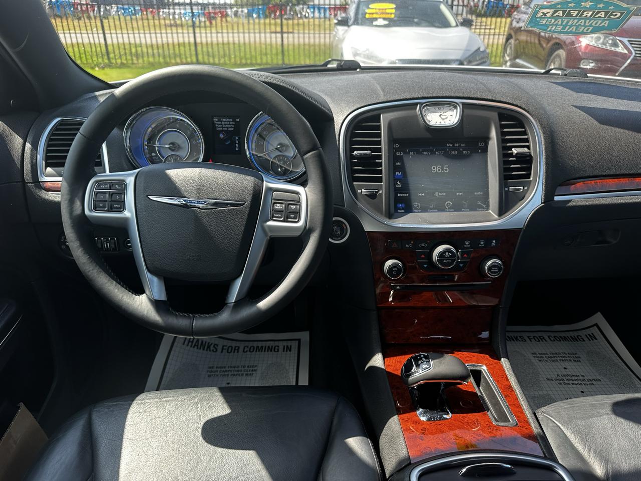 Chrysler 300 Limited RWD 2012