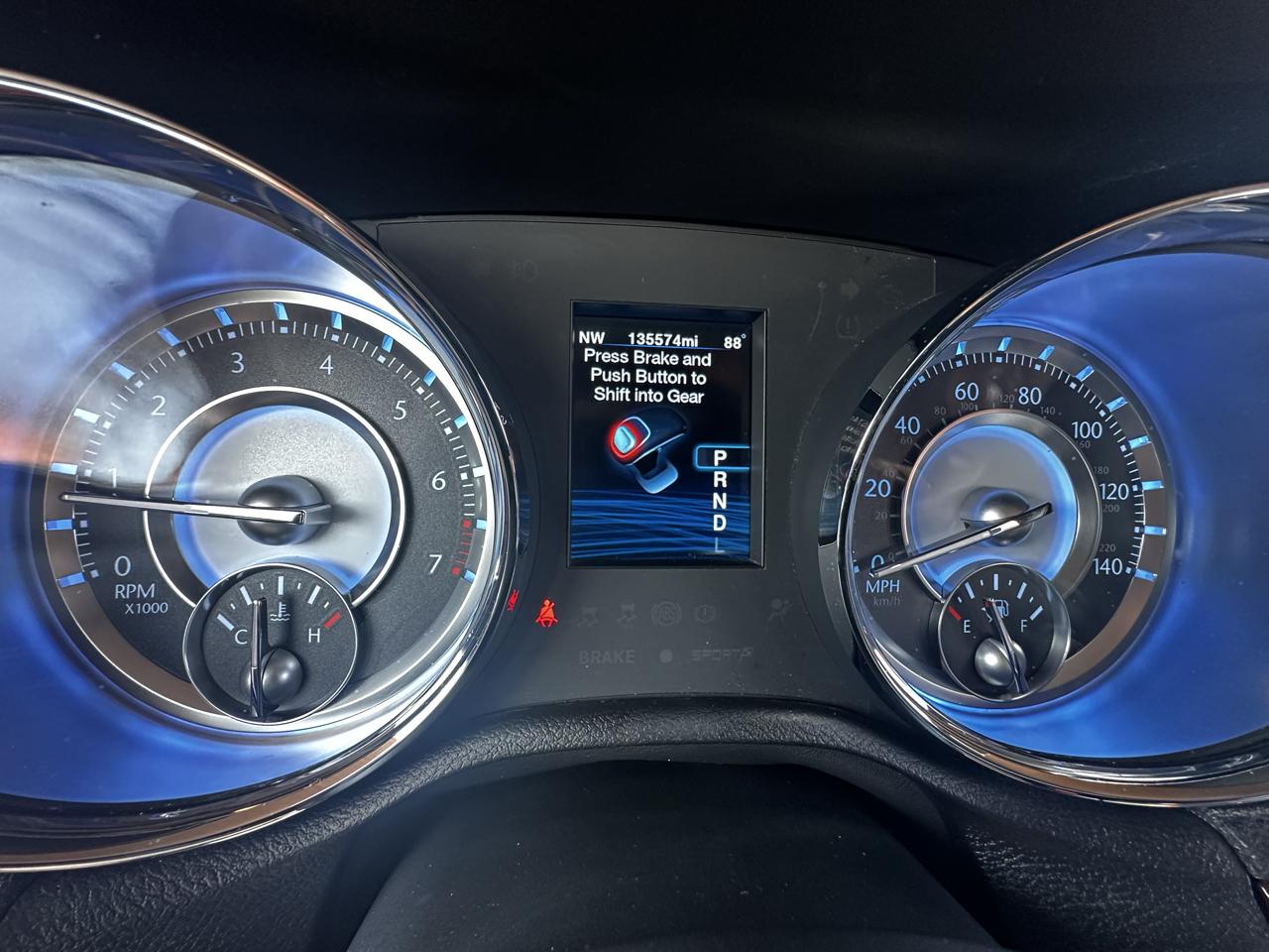 Chrysler 300 Limited RWD 2012