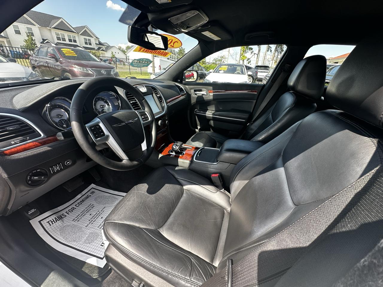 Chrysler 300 Limited RWD 2012