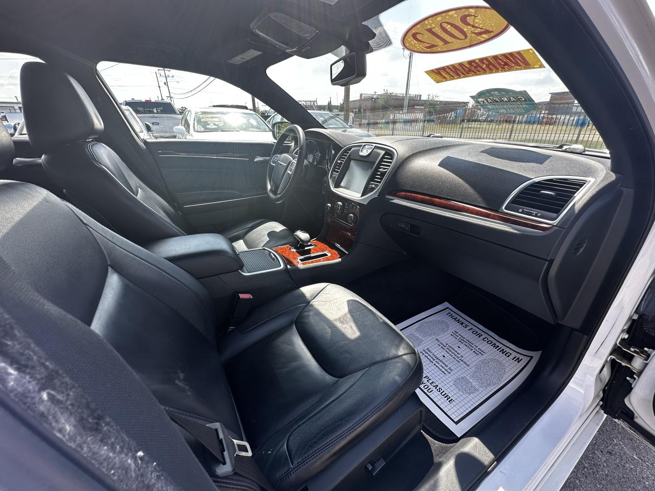 Chrysler 300 Limited RWD 2012