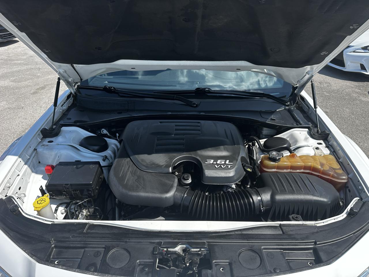 Chrysler 300 Limited RWD 2012